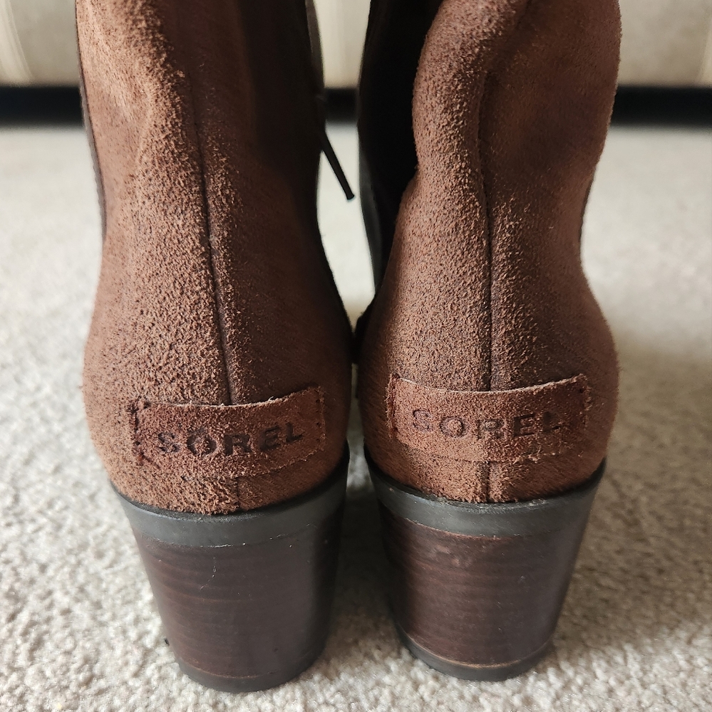 SOREL TALL BOOTS